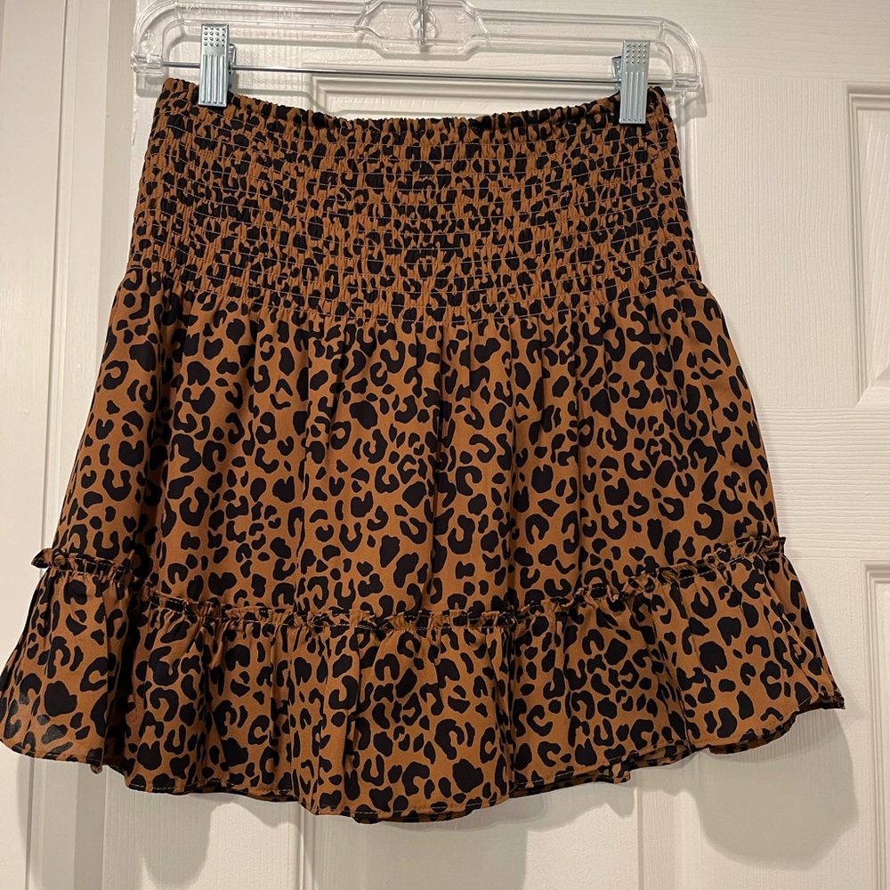 Aqua, cheetah print, ruffle edge skirt, size small